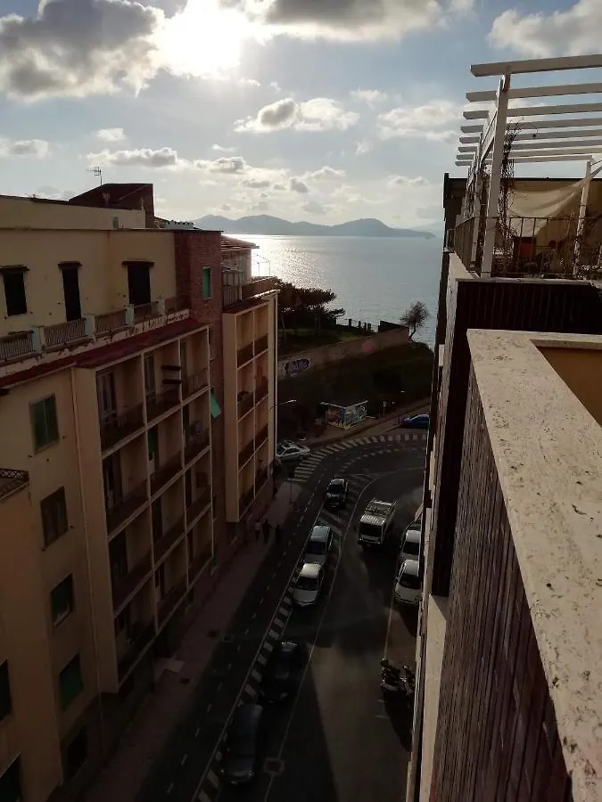 Spiaggia De\'Frati Ampio Appartamento Vista Mare contacts